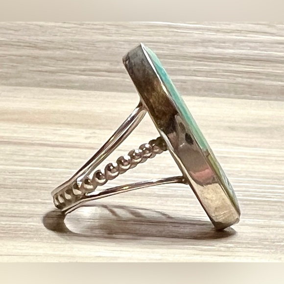 Vintage Designer H. Smith Sterling Silver Abstract Turquoise Inlay Ring, Size 6 - Picture 6 of 11